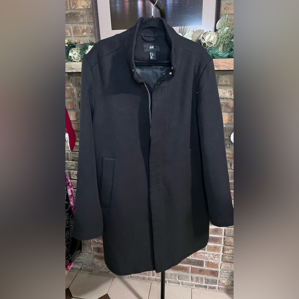 H&M Men’s Black Zip-Front Coat | US 44 Regular | Minimalist Jacket